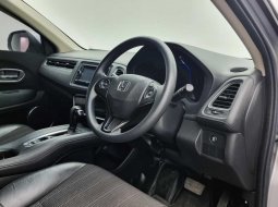 Honda HR-V 1.5L E CVT 2016 Abu-abu 11
