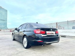 BMW 320i N20 Tahun 2013 Automatic Hitam 5