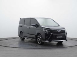 Promo Toyota Voxy 2019 2.0 murah ANGSURAN RINGAN HUB RIZKY 081294633578