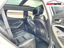 Hyundai Santa Fe Bensin Tahun 2014 Panoramik Automatic Putih 10