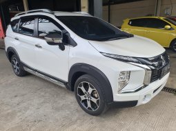 Mitsubishi Xpander Cross CVT 2021 Putih 1