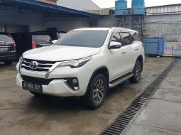 Toyota Fortuner VRZ 2.4 AT 2017 KM Low 1