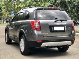 Chevrolet Captiva 2.0 Diesel AT 2011 Abu-abu 6