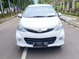 Toyota Avanza Veloz 2013 Putih AT antik Like new PROMO 8