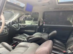 Nissan Elgrand 3.5 Highway Star 2013 Pajak Panjang 10