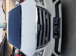 Toyota Innova G Luxury manual 2.0 AT 2014 12