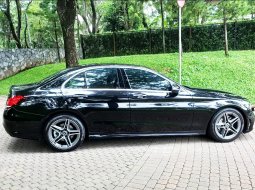 Mercedes-Benz C-Class C 300 AMG Line (370N.m) 2019 Hitam Km19rb Record Benz Resmi Orsinil Otr KREDIT 3