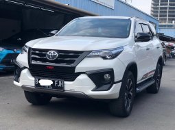 TOYOTA FORTUNER VRZ TRD AT PUTIH 2019 DP RINGAN!! 3