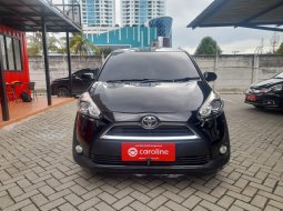 Toyota Sienta 2016