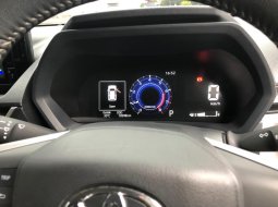 TOYOTA VELOZ Q CVT SILVER 2022 MOBIL BEKAS BERKUALITAS!! 7