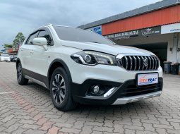 SUZUKI SX4 SCROSS AT MATIC 2019 PUTIH KM 43RB 19