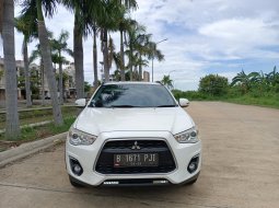 Mitsubishi Outlander Sport GLX mt 4