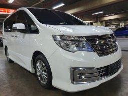 Nissan Serena Highway Star Autech A/T 2016 Panoramc CVT Xtronic 6