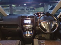 Nissan Serena Highway Star Autech A/T 2016 Panoramc CVT Xtronic 10