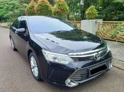 Toyota Camry 2.5 V Facelift An Pribadi Km 68rb Record Service Auto2000 Dari Baru Orsinil Otr KREDIT  1