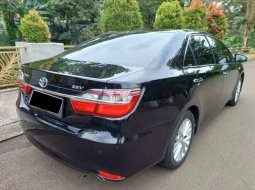 Toyota Camry 2.5 V Facelift An Pribadi Km 68rb Record Service Auto2000 Dari Baru Orsinil Otr KREDIT  2