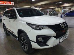 Toyota Fortuner VRZ TRD Sportivo 2018 3