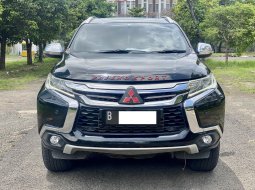 Mitsubishi Pajero Sport Dakar 4x2 AT 2017 Hitam 1