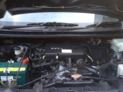Jual mobil Daihatsu Xenia Xi Family 2010 7