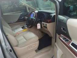 Toyota Vellfire V 2.4 Type Tertinggi Audio Japan Elect Seat Memory Seat 3 Camera Cool Box Otr KREDIT 3