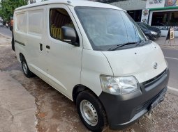 Daihatsu Gran Max Blind Van 2017