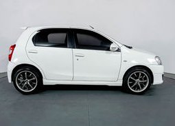 Toyota Etios Valco G 2016 7