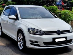 Volkswagen Golf mk7 TSI 2014 putih pajak panjang siap pakai cash kredit proses bisa dibantu