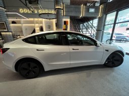 Tesla Model 3 Long Range 5