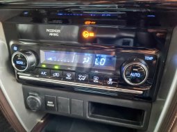 Toyota Fortuner 2.4 VRZ AT 2017 Putih Istimewa Terawat 11