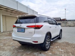 Toyota Fortuner 2.4 VRZ AT 2017 Putih Istimewa Terawat 20