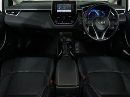 Toyota Corolla Altis 1.8 V AT 2020 Hitam 9