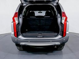 Mitsubishi Pajero Sport 2.4 Dakar 4x2 AT 2019 Abu-abu 8