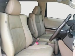 Toyota Alphard 2.4 G AT 2012 Putih 6
