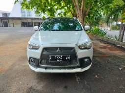 Mitsubishi Outlander Sport PX 2012 SUV putih 1