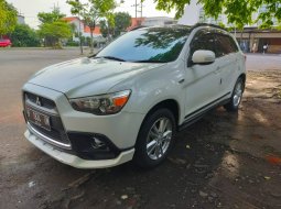 Mitsubishi Outlander Sport PX 2012 SUV putih 8