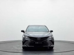  2019 Toyota CAMRY V 2.5 19