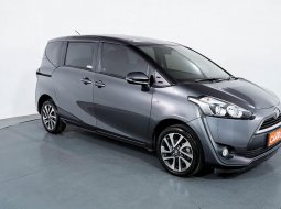 Toyota Sienta V MT 2017 Abu-abu