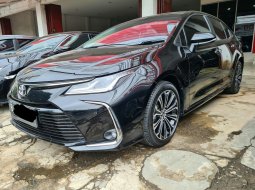 Toyota Corolla Altis V 1.8 AT ( Matic ) 2020 Hitam Km Low 20rban Good Condition Siap Pakai 3