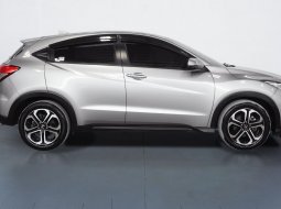 Honda HRV E SE AT 2019 Silver 8