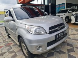 Daihatsu Terios TS Matic Tahun 2012 Warna Silver metalik