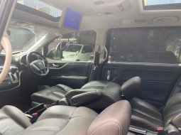 Nissan Elgrand 3.5 Highway Star AT 2013 Silver 8
