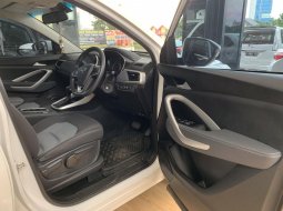Wuling Almaz Smart Enjoy CVT 2019 Putih