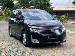 Nissan Elgrand Highway Star 2013 Hitam