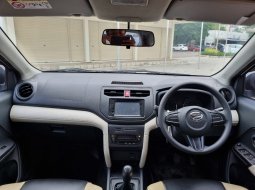 Daihatsu Terios X M/T 2018 Putih 8