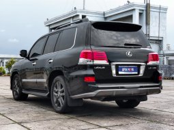 Lexus LX570 Sport Matic Tahun 2014 Pajak Panjang 3