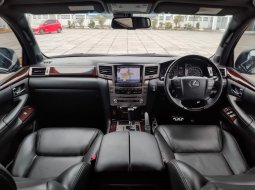 Lexus LX570 Sport Matic Tahun 2014 Pajak Panjang 8