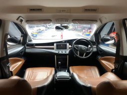 Toyota Kijang Innova G A/T Diesel 2020 Putih 9