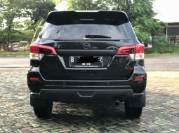 Nissan Terra 2.5L 4x2 VL AT 2019 Hitam 4