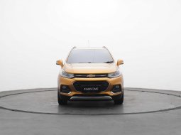 Chevrolet TRAX LTZ 2017 Orange 3