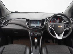 Chevrolet TRAX LTZ 2017 Orange 10